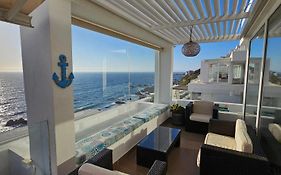 Depto equipado frente al mar. Excelente terraza